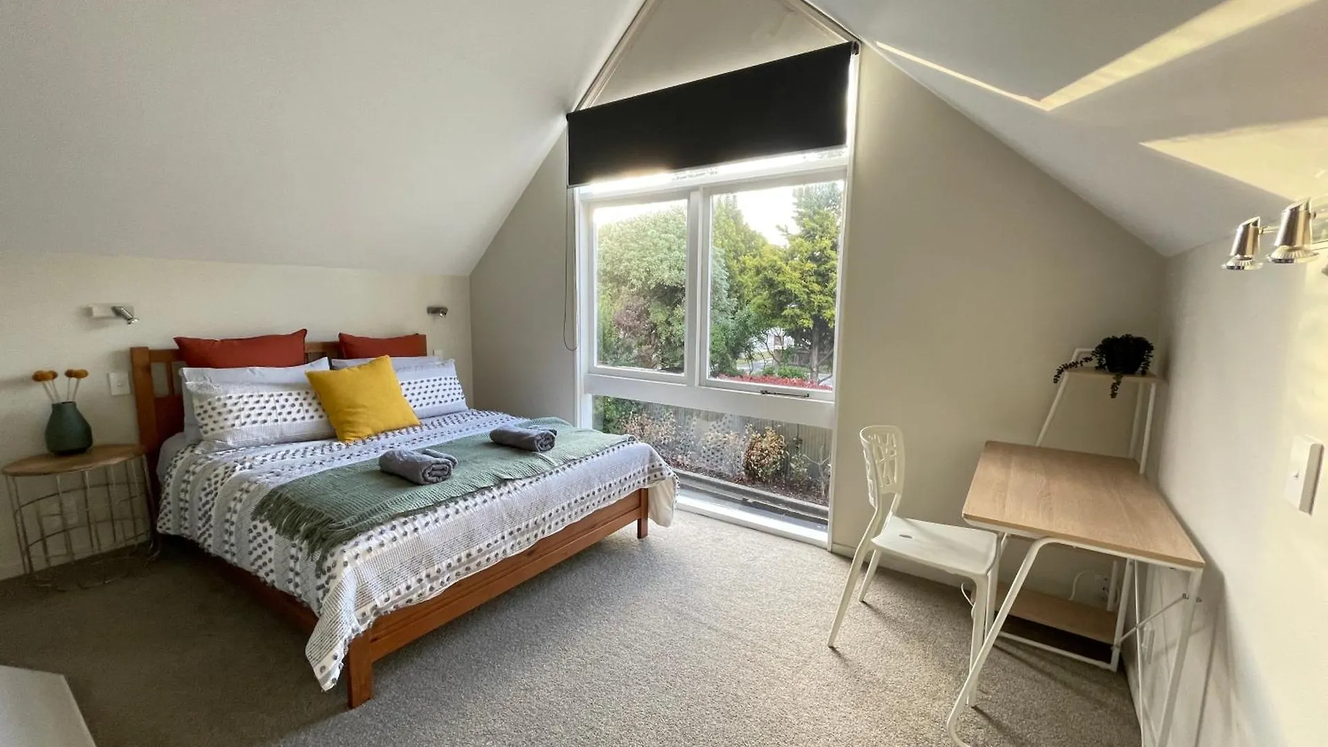 Vakantiehuis University 3Bdrm House W/ Carpark Christchurch